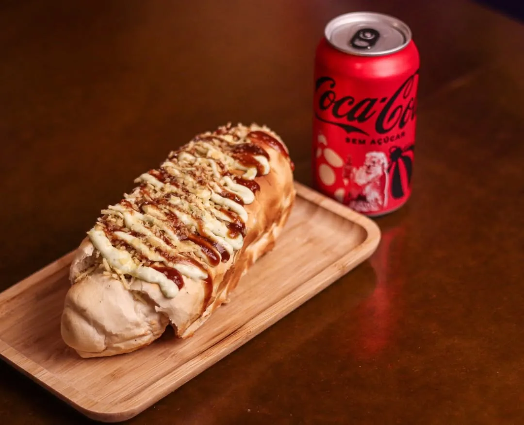Costela bovina na brasa com cerveja gelada